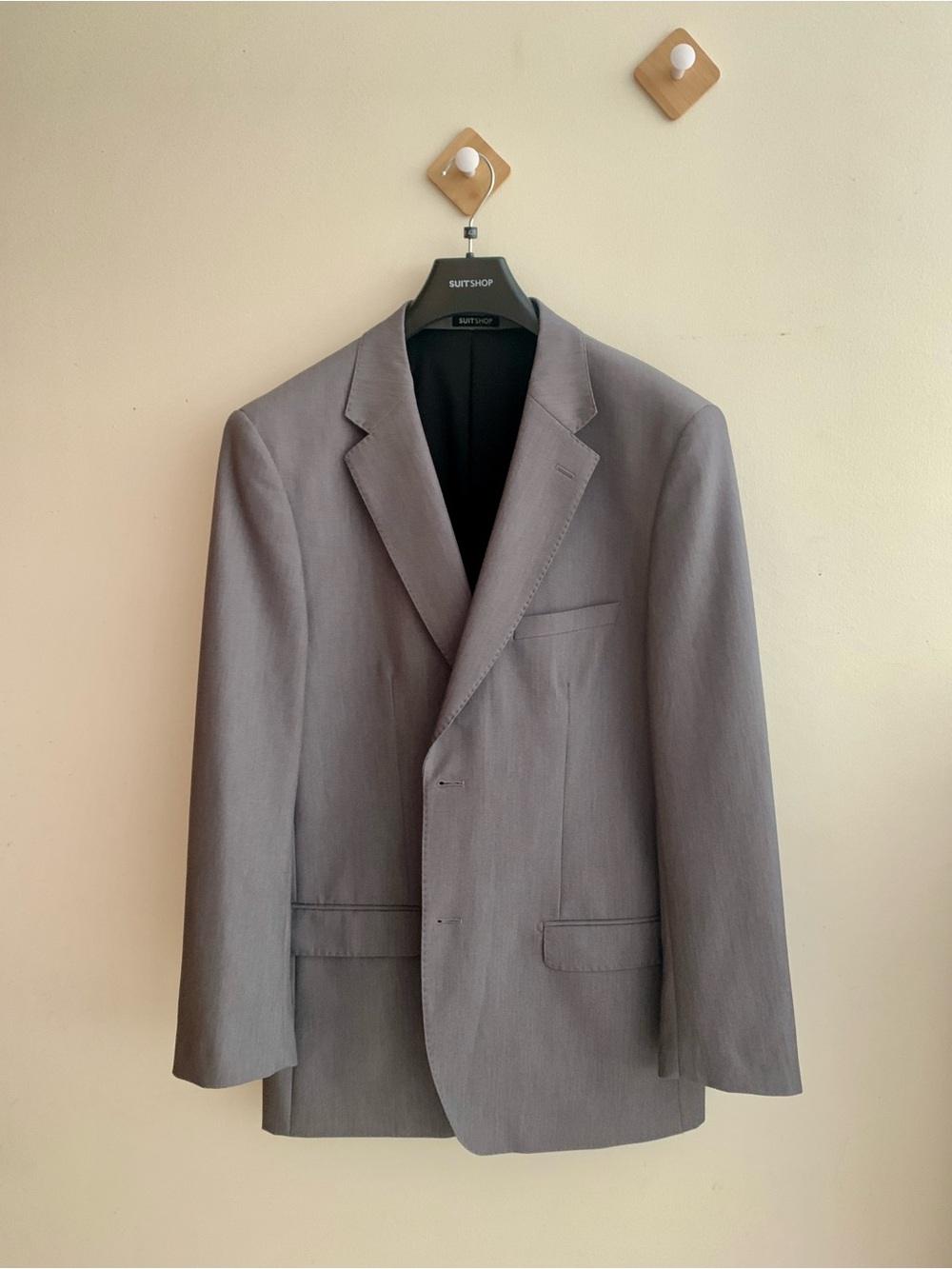 Suit Shop Textured Gray Suit Jacket and Pants